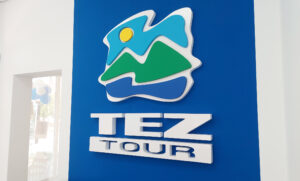 Интерьерный логотип Тез Тур Сумы
